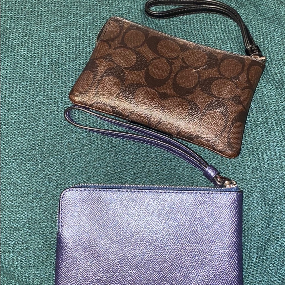 Coach - Picture 2 of 2